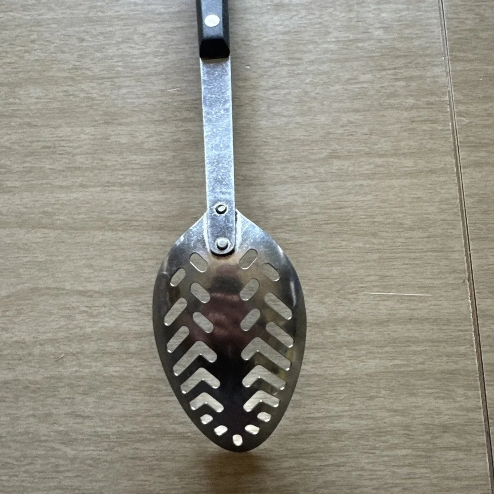 EKCO Flint Arrowhead Stainless Vanadium Slotted Serving Spoon Black Handle USA